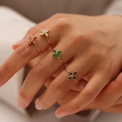 Clover Ring